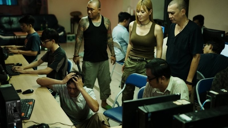 Phim kể về hành trình người anh thâm nhập vào hang ổ tội phạm lừa đảo giải cứu em gái Phim kể về hành trình người anh thâm nhập vào hang ổ tội phạm lừa đảo giải cứu em gái