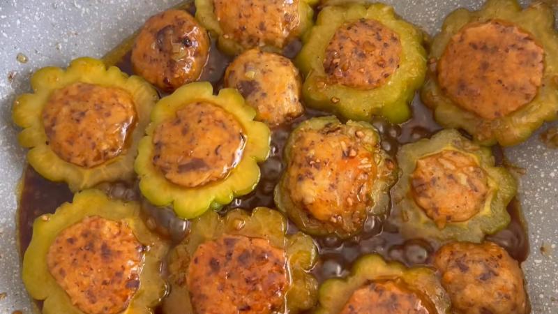 Cách làm khổ qua kho chay nhồi