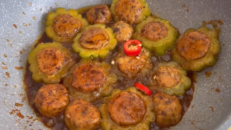 Trình bày các món ăn vừa chế biến