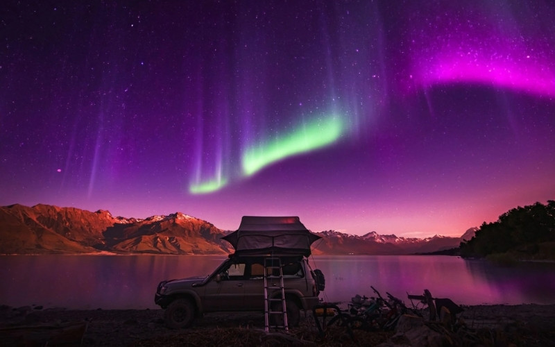 Bắc cực quang phổ biến hơn do nằm gần nhiều khu dân cư dễ quan sát