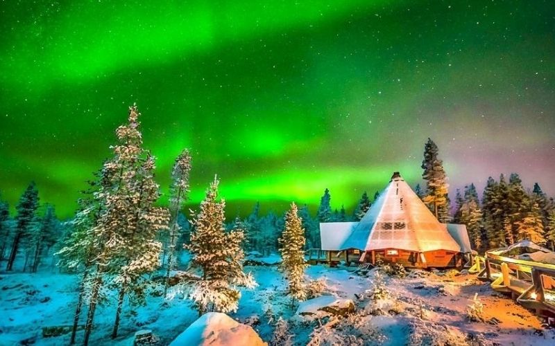 Rovaniemi cho trải nghiệm cực quang giữa mùa đông Bắc Âu huyền ảo