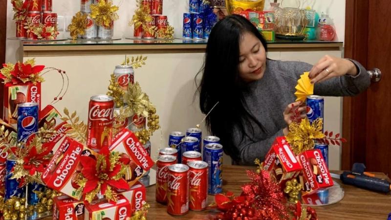 Trang trí hoàn thiện tháp bánh