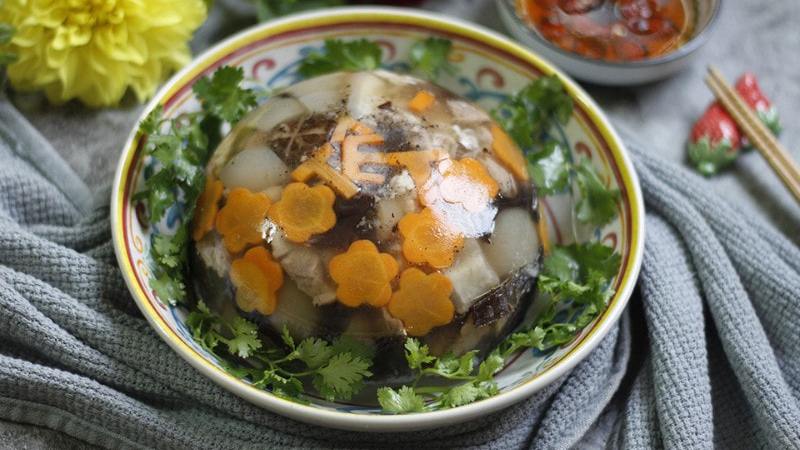 Hướng dẫn làm thịt đông chay cho Tết nhẹ nhàng, đậm vị truyền thống