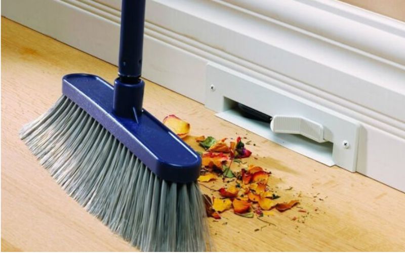 Quét nhà mùng 1 Tết thường bị kiêng để giữ tài lộc và vận may cho cả năm