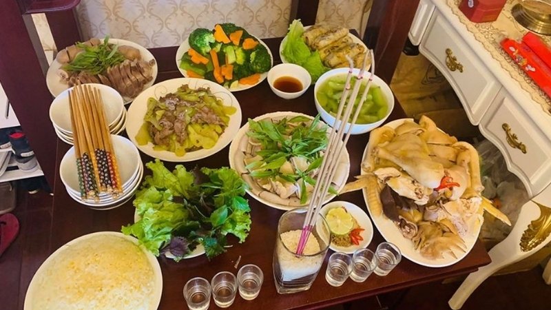 Cúng chay hay mặn phụ thuộc vào truyền thống gia đình