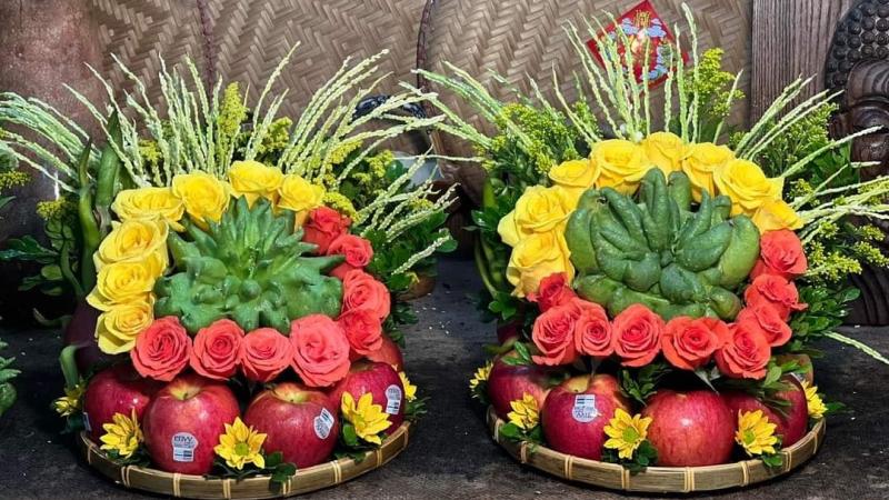 Hoa tươi và trái cây Hoa tươi và trái cây