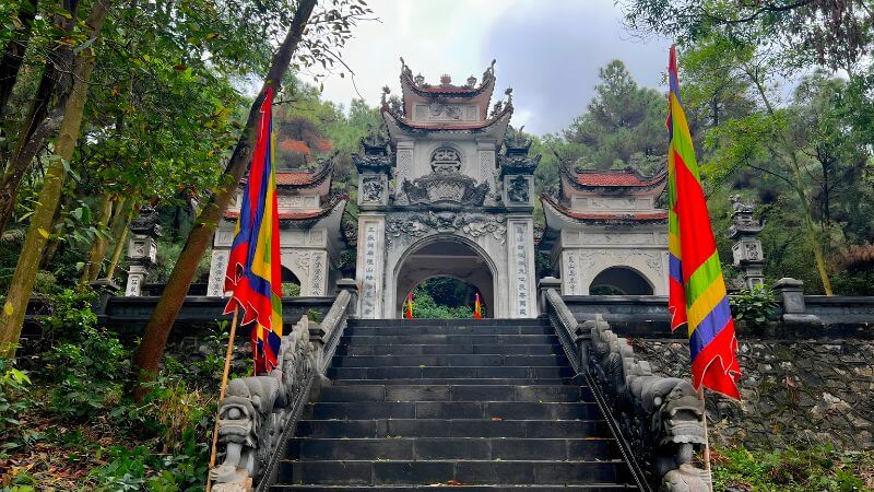 Đền Trình (Ngũ Nhạc Linh Từ)