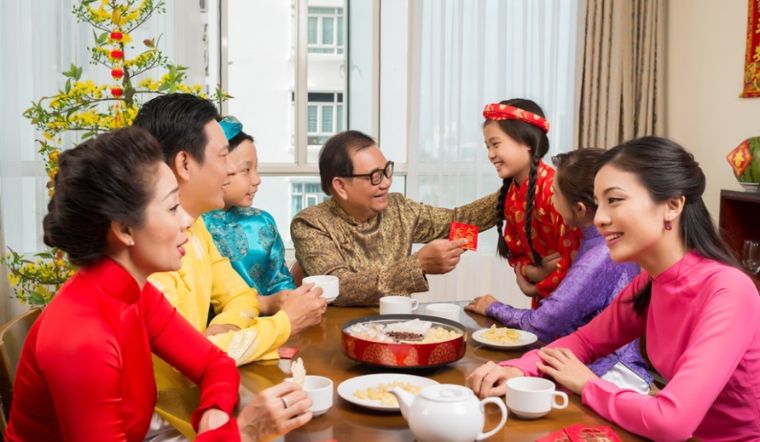 Mùng 1 Tết làm gì để cả năm suôn sẻ, gặp nhiều may mắn?