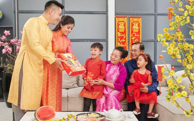 Những lời chúc đầu xuân mang theo hy vọng về một năm bình an và suôn sẻ