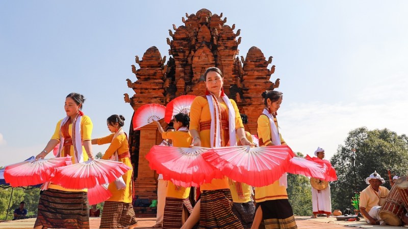 Ngày Văn hóa Việt Nam 24/11 chính thức trở thành ngày nghỉ lễ quốc gia từ năm 2026