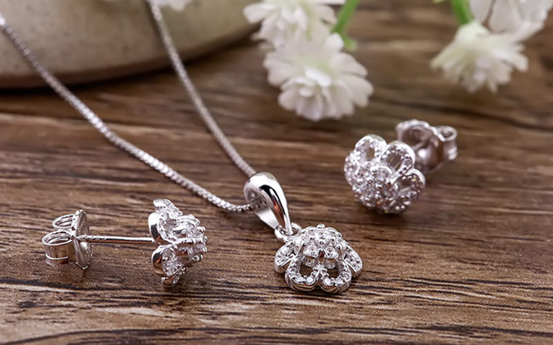 Bạc nén hoặc trang sức bạc