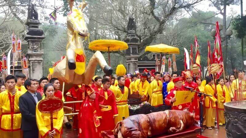 Nguồn gốc và sự tích Hội Gióng