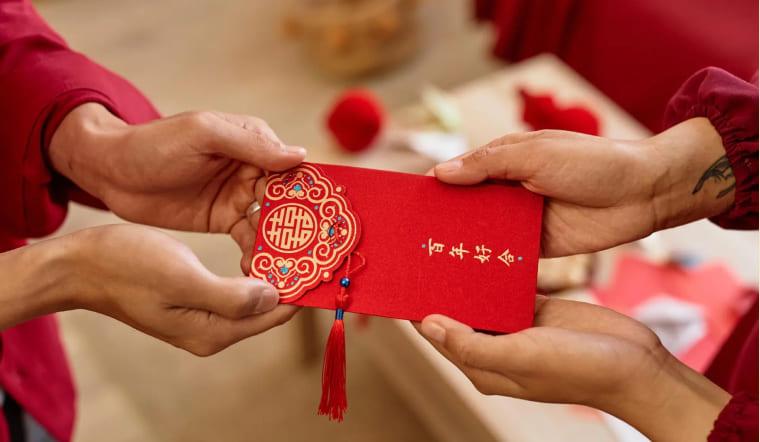 Lì xì là gì? Nguồn gốc và những điều kiêng kỵ ngày Tết 2026