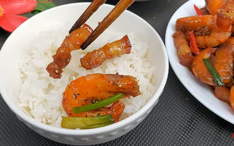 Người ăn cảm nhận vị ngọt mềm, đậm đà hấp dẫn.