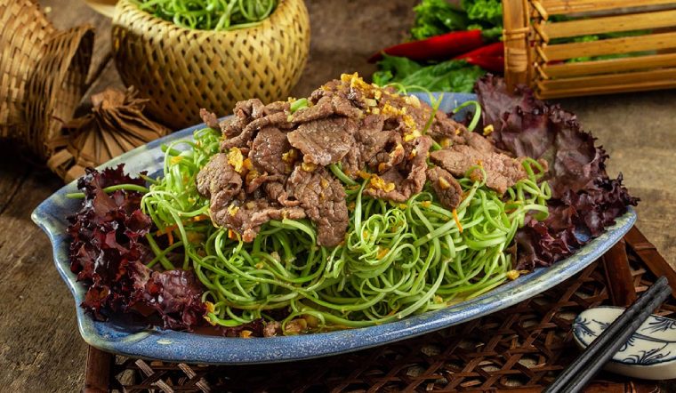 Cách làm gỏi bò rau muống (nộm rau muống) giòn tan, chua ngọt ăn là ghiền