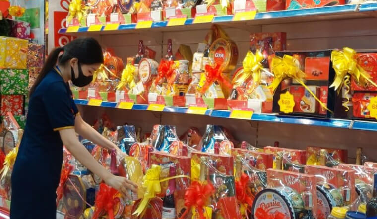 Top 15+ mẫu quà Tết cho công nhân 2026 giá rẻ, thiết thực & ý nghĩa