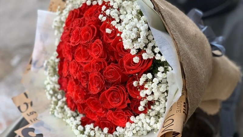 Bạn có thể đặt quà online giao tận nơi