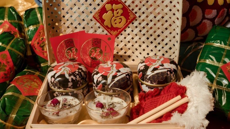 Vì sao nên tặng quà Tết cho đồng nghiệp?