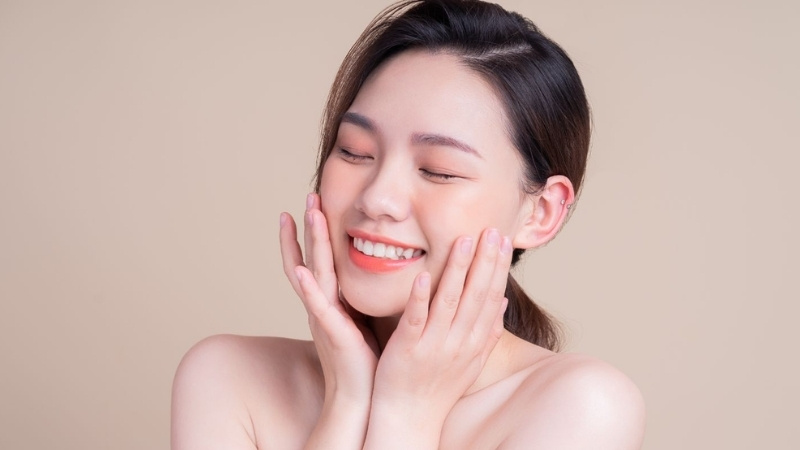 Routine dưỡng trắng da là quy trình dưỡng da có hệ thống