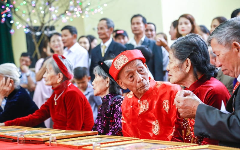 Người tặng cần ưu tiên ý nghĩa, sức khỏe, lòng hiếu kính.