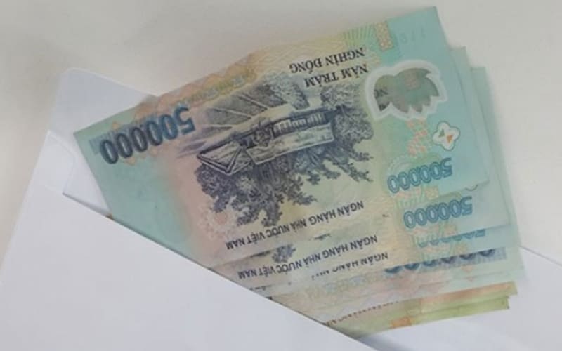 Tiền mừng thọ mang ý nghĩa khi kèm lời chúc.