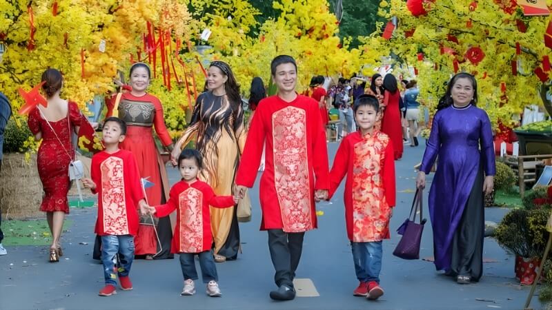 Câu hỏi thường gặp về xuất hành tháng 2/2026 (FAQ)