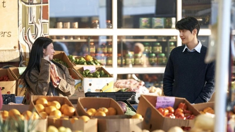 Can This Love Be Translated? được giới chuyên môn đánh giá cao