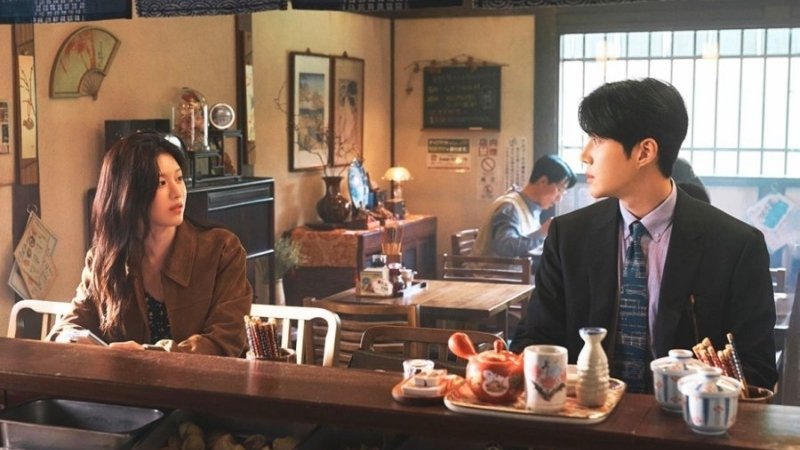 Âm thanh len lỏi dẫn dắt người xem một cách tự nhiên