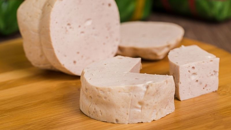 Chọn giò chả có màu trắng ngà, mùi thơm tự nhiên Chọn giò chả có màu trắng ngà, mùi thơm tự nhiên