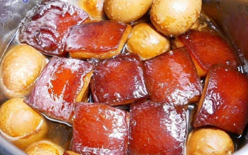 Nhận biết sớm thịt kho tàu hỏng giúp tránh nguy cơ ngộ độc thực phẩm Nhận biết sớm thịt kho tàu hỏng giúp tránh nguy cơ ngộ độc thực phẩm