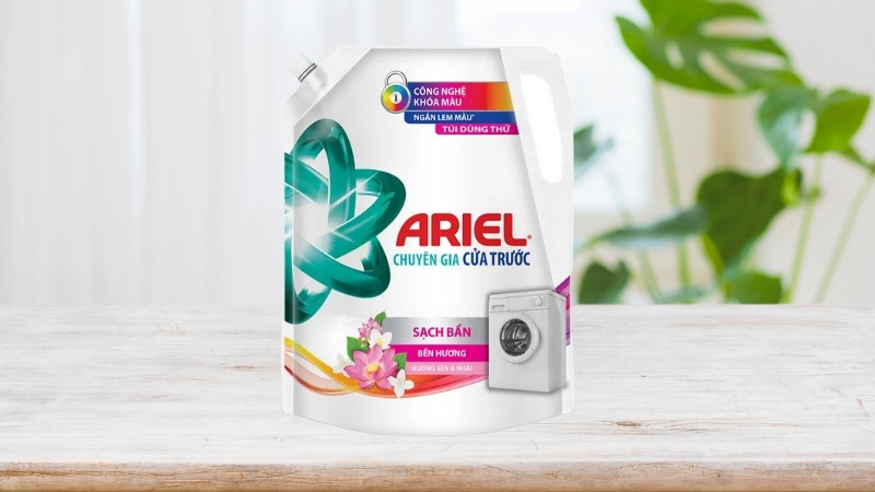 Công nghệ 3D giúp nước giặt Ariel cửa trước xoáy bay vết bẩn trong một lần giặt