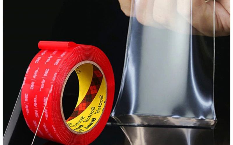 Keo mới kéo keo cũ, dao cạo hỗ trợ làm sạch triệt để