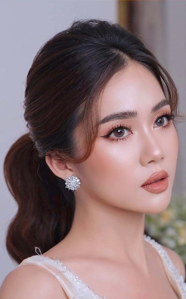 Hướng dẫn trang điểm tone ấm - 5 layout "hack tuổi" đón Tết