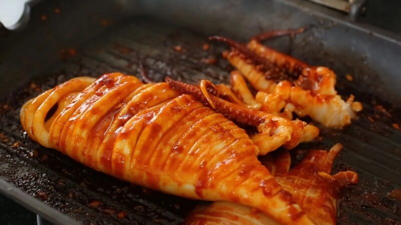 Mực nướng sa tế