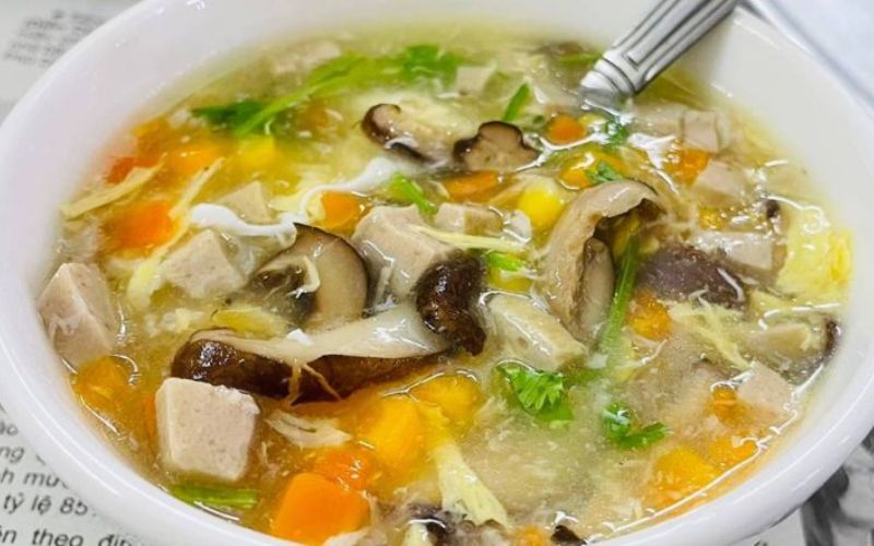 Món súp mềm mịn, dễ tiêu, giúp bé đổi vị ngày Tết
