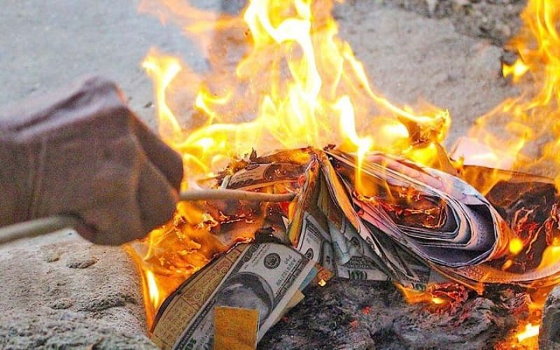 Sớ đốt vàng mã dùng trong nhiều dịp lễ cúng khác nhau