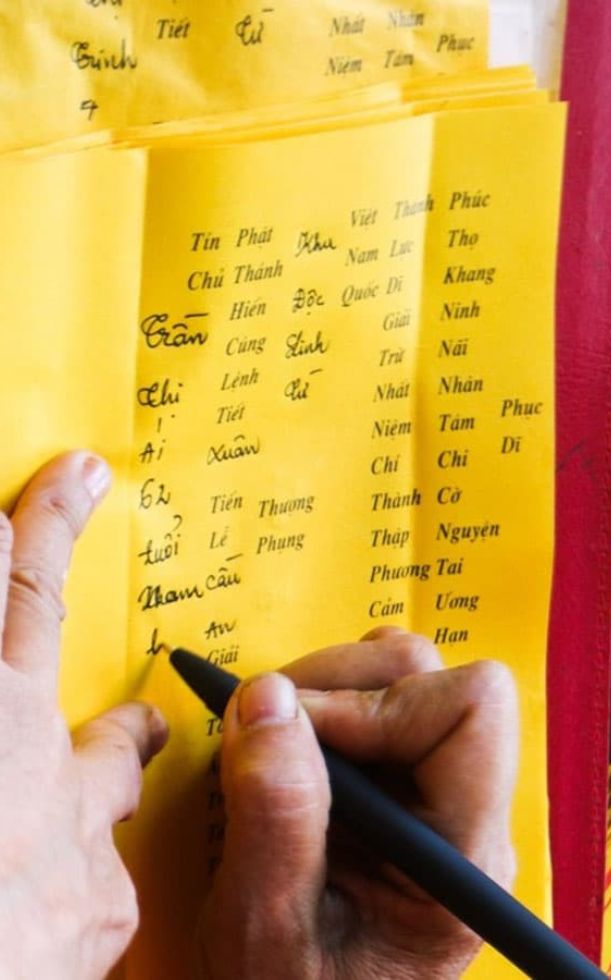 Hướng dẫn cách viết sớ đốt vàng mã chi tiết, dễ áp dụng