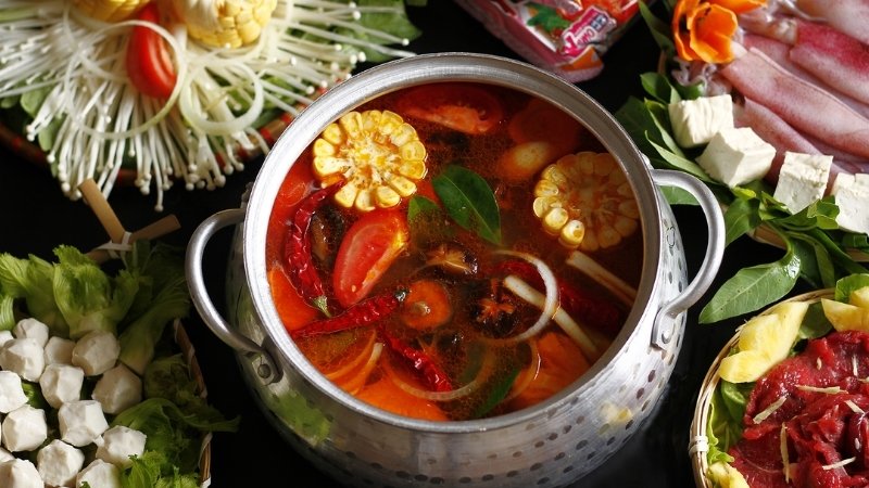 Lẩu Thái chua cay