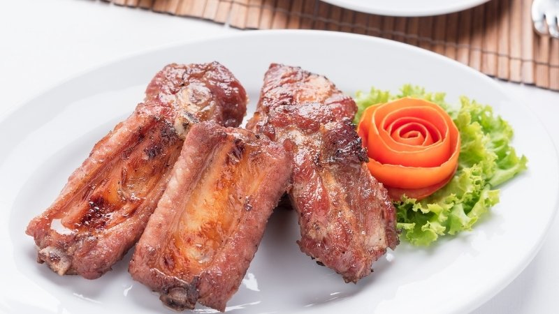 Bí quyết làm sườn nướng mềm thơm