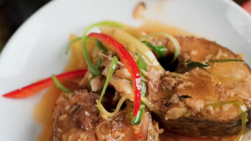 Thưởng thức cá hấp