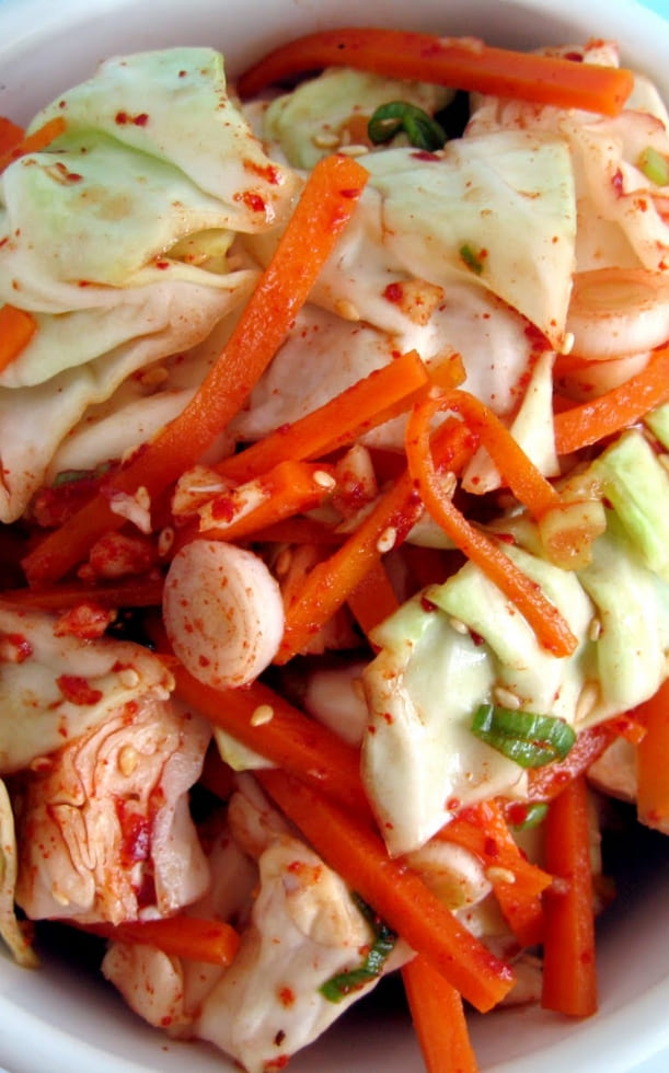 Cách làm kim chi bắp cải chua cay giòn rụm, ăn ngay không cần chờ lên men