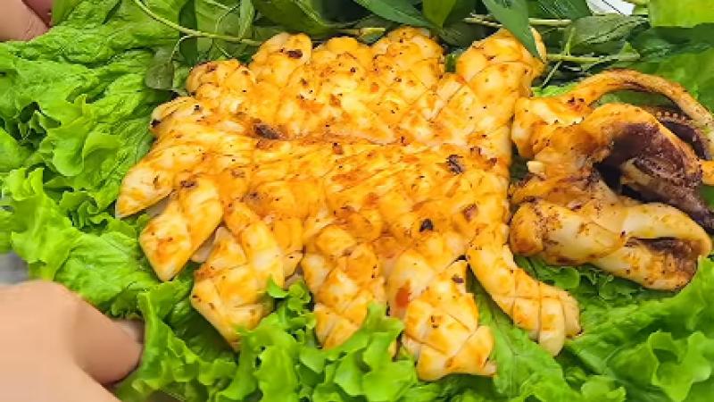 Cách làm mực nướng sa tế cay Cách làm mực nướng sa tế cay