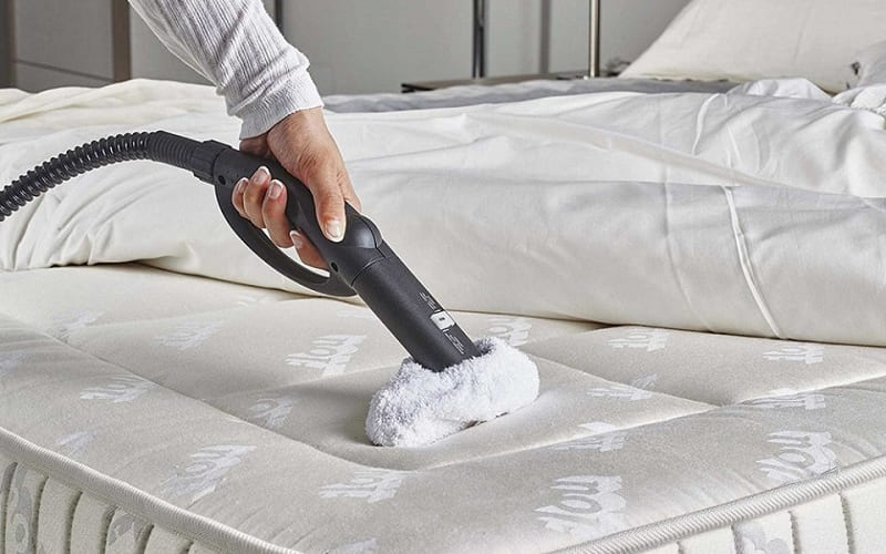 Sử dụng máy sấy tóc nhiệt độ cao