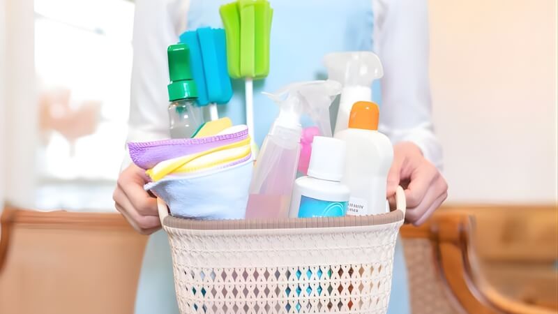 Chuẩn bị dụng cụ vệ sinh đệm lò xo Chuẩn bị dụng cụ vệ sinh đệm lò xo