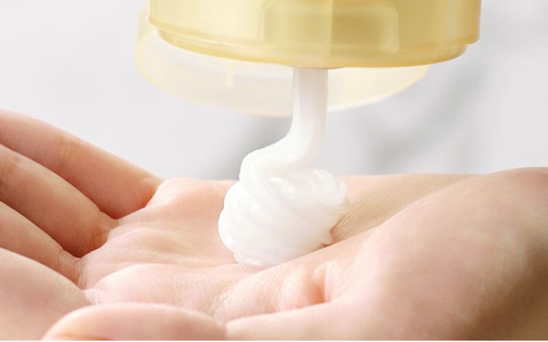 Điều chỉnh tần suất dùng kem xả Pantene theo tình trạng tóc thực tế