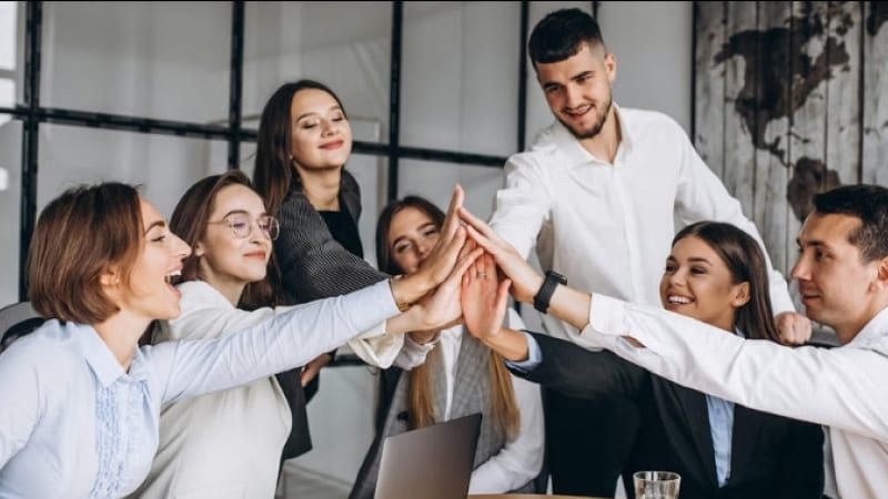 Về Tình cảm & Mối quan hệ