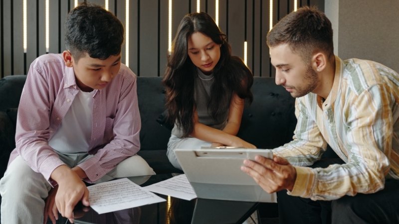 Năm cá nhân số 9 ưu tiên hoàn tất việc cũ, giữ dòng tiền ổn định thay vì đầu tư mạo hiểm