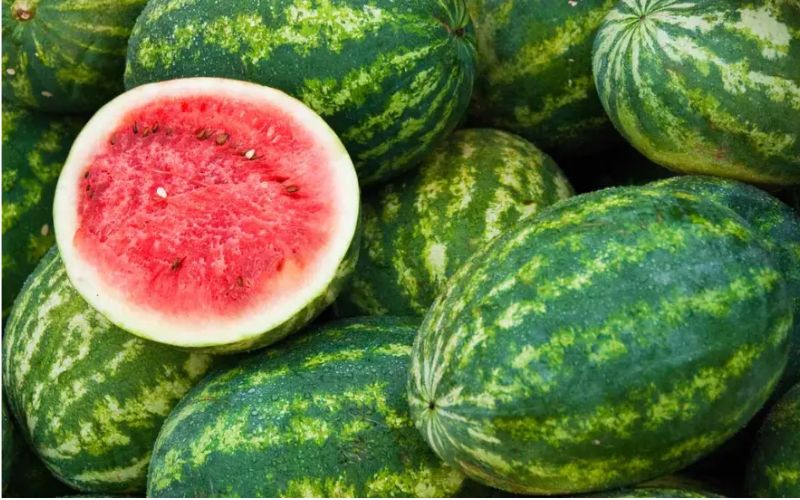 Dưa hấu mang ý nghĩa may mắn, niềm vui và khởi đầu hanh thông
