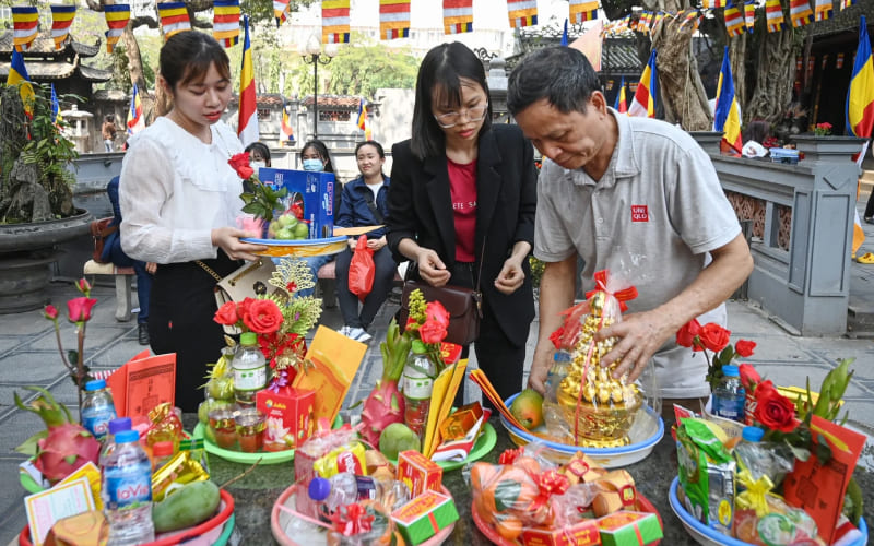 Cách sắm lễ chay và lễ mặn đúng quy định