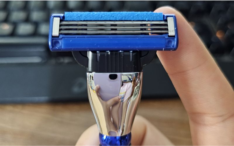Chọn dao cạo râu Gillette theo loại da và tần suất cạo để đảm bảo êm da, hiệu qu